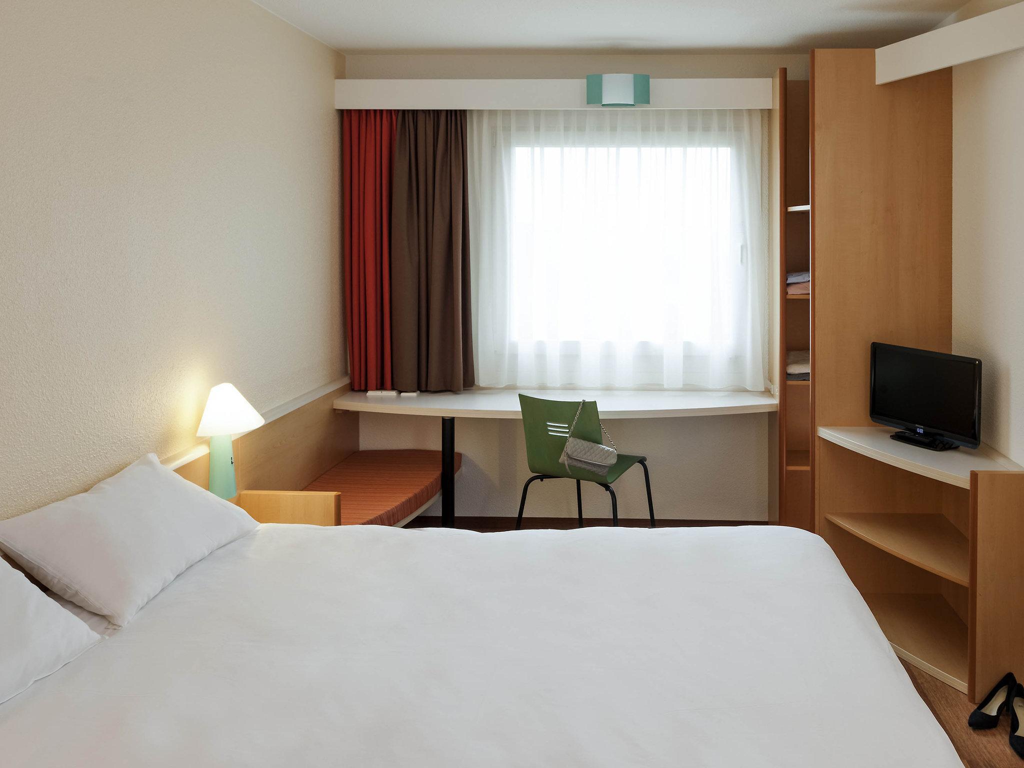 Ibis Marne La Vallee Noisy Экстерьер фото